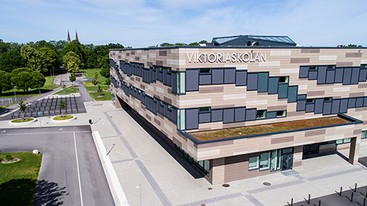 Anpassad grundskola 7-9 finns även på Viktoriaskolan.